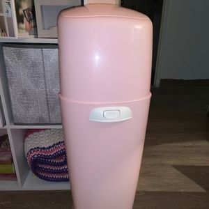 Diaper pail